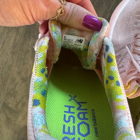 New Balance Women’s Fresh Foam 1080v12 Pink Lemonade Running Shoes Sz 9.5 - Picture 10 of 10